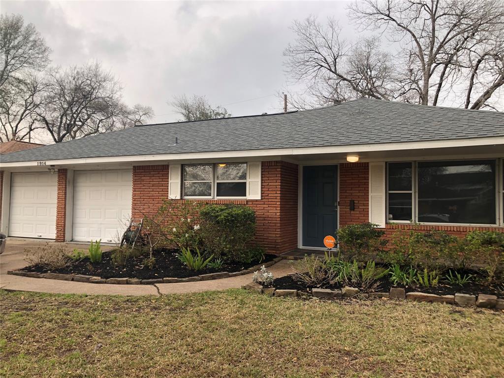 1914 Viking Drive