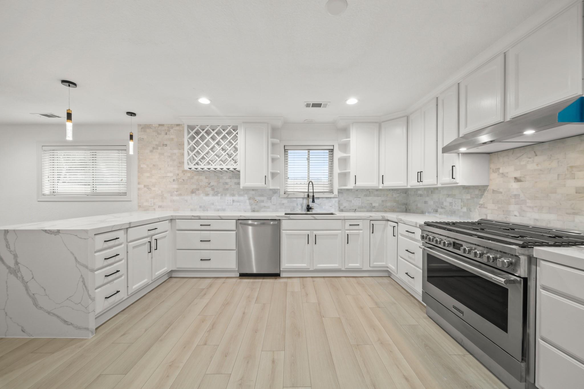 6010 Rutherglenn Drive Drive