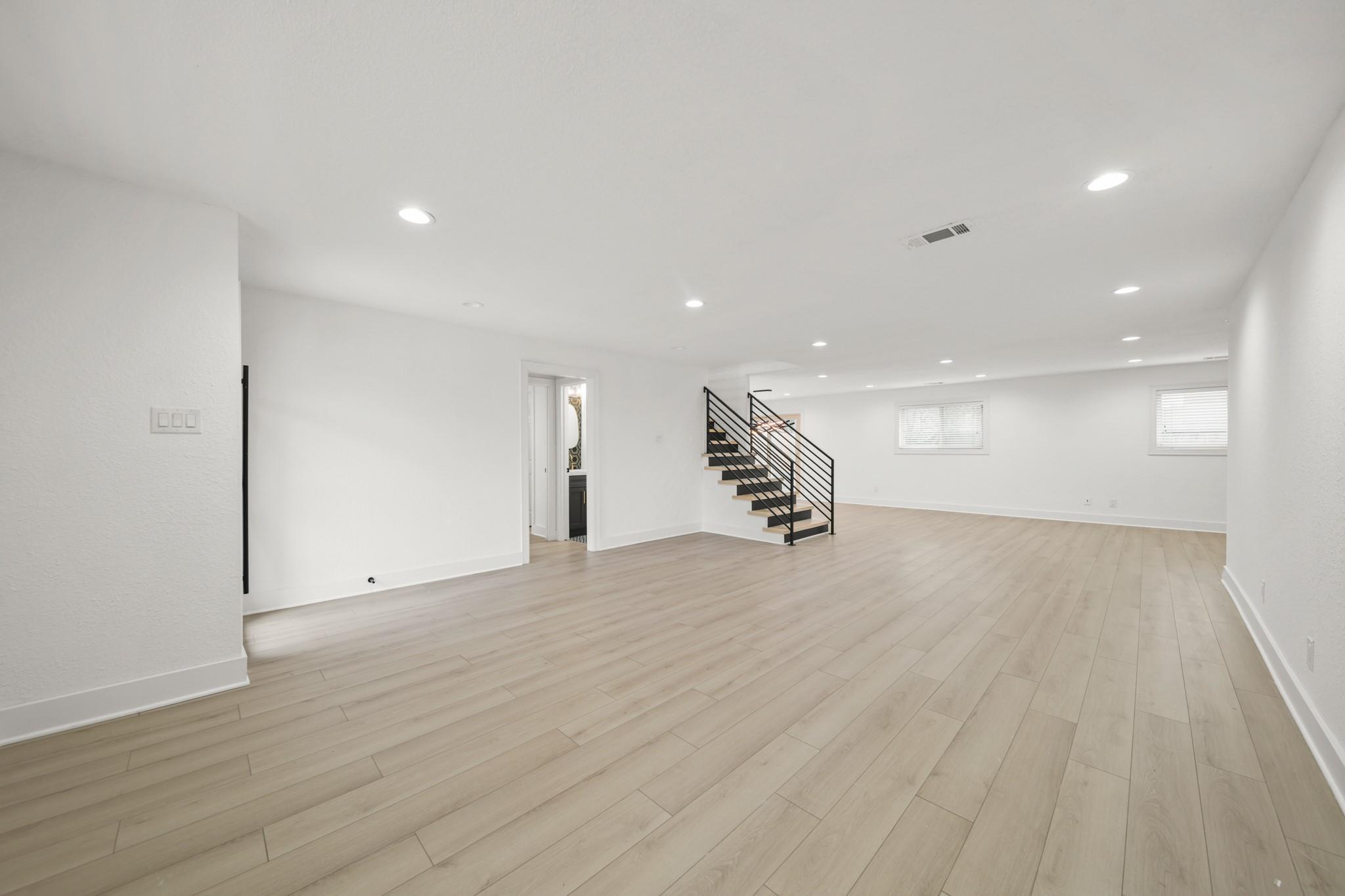 6010 Rutherglenn Drive Drive