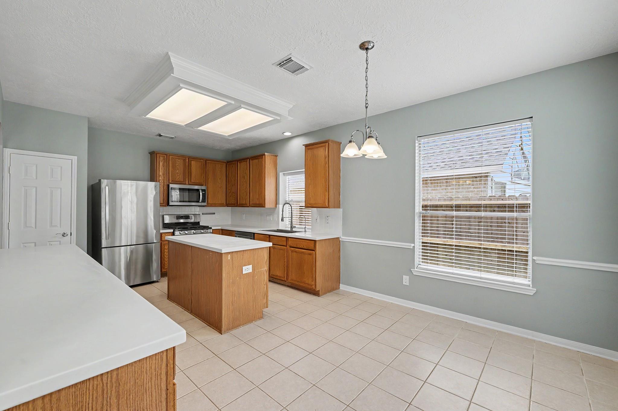 3623 Englewood Drive