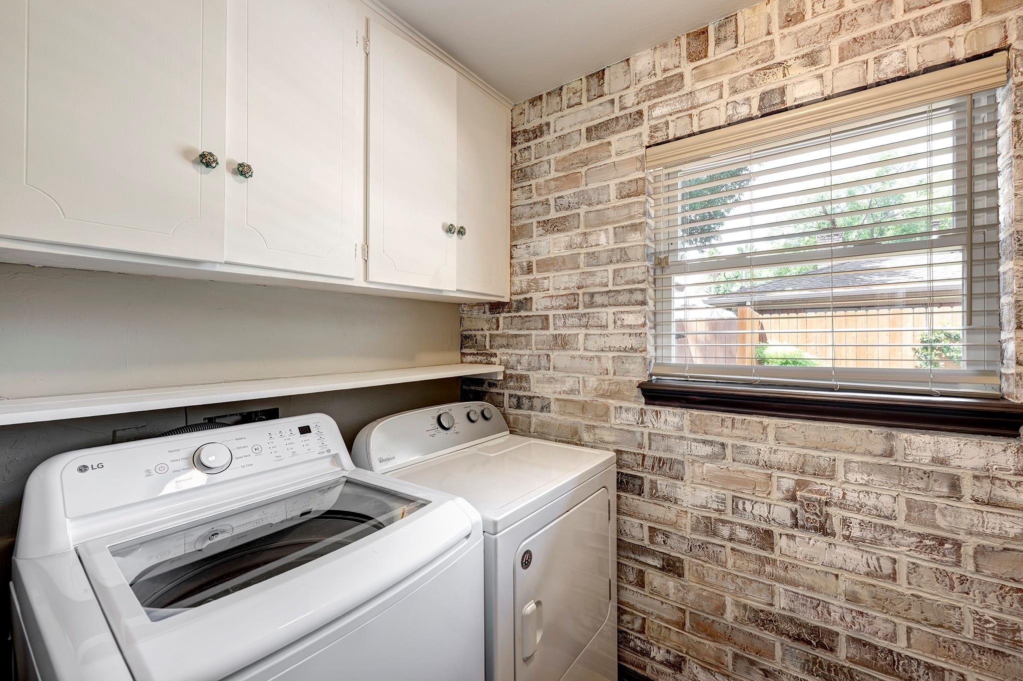 10727 Piping Rock Lane