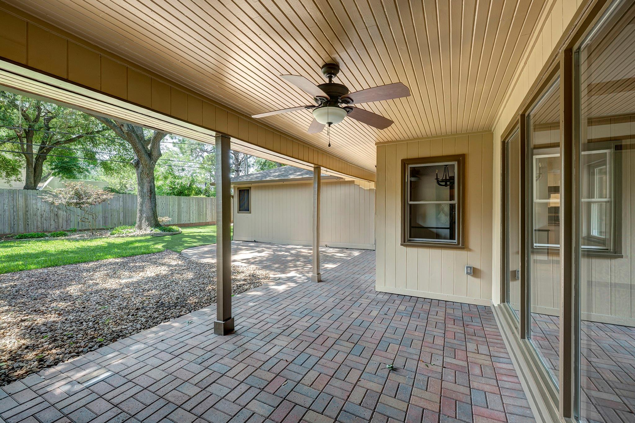 10727 Piping Rock Lane