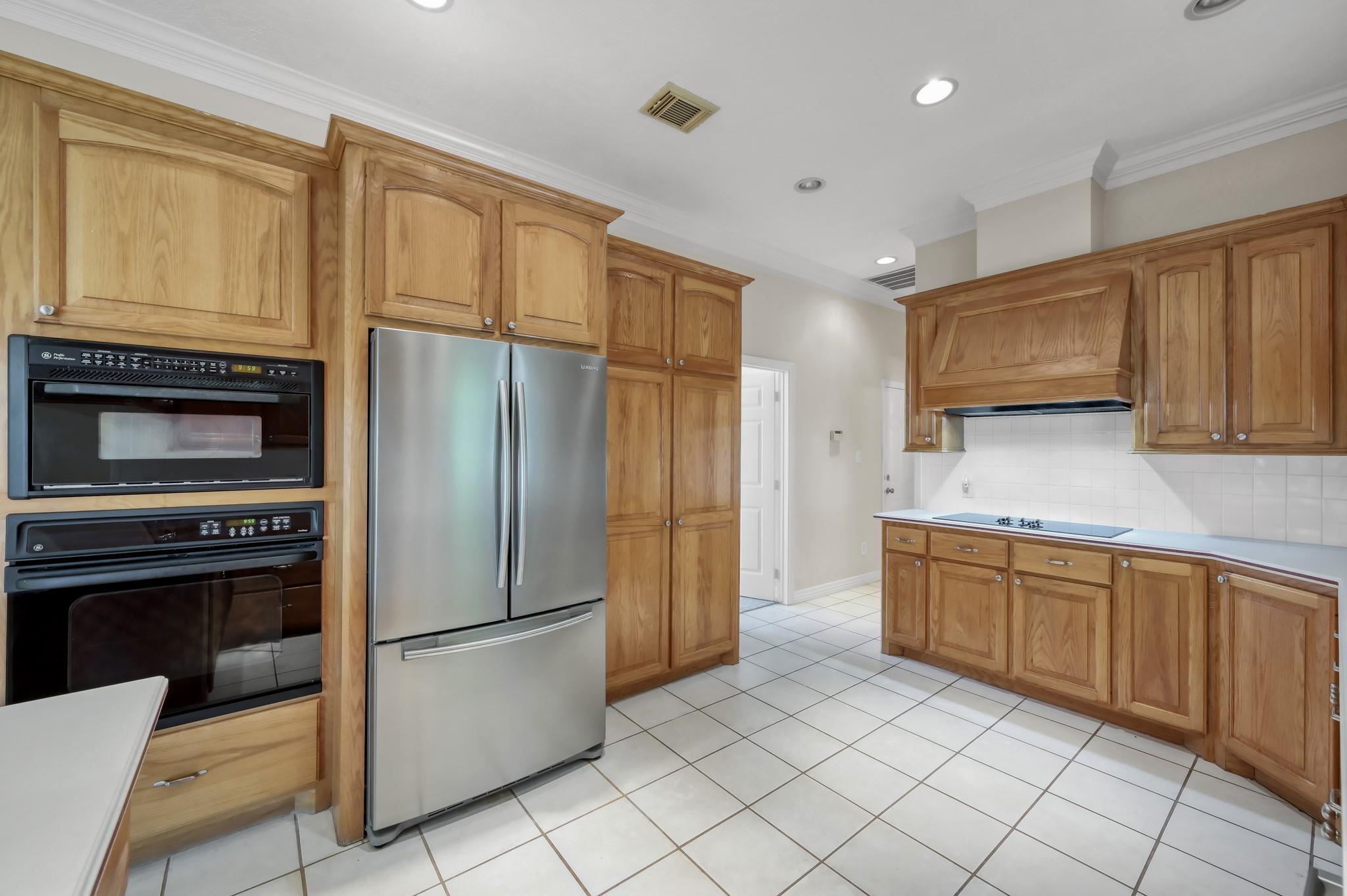 13777 Parkway Manor Drive