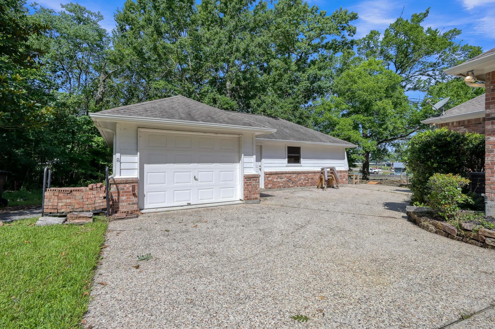 13777 Parkway Manor Drive