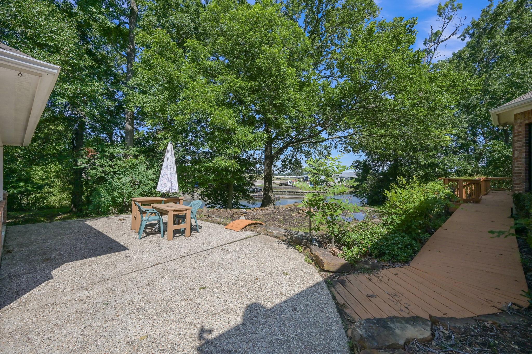 13777 Parkway Manor Drive