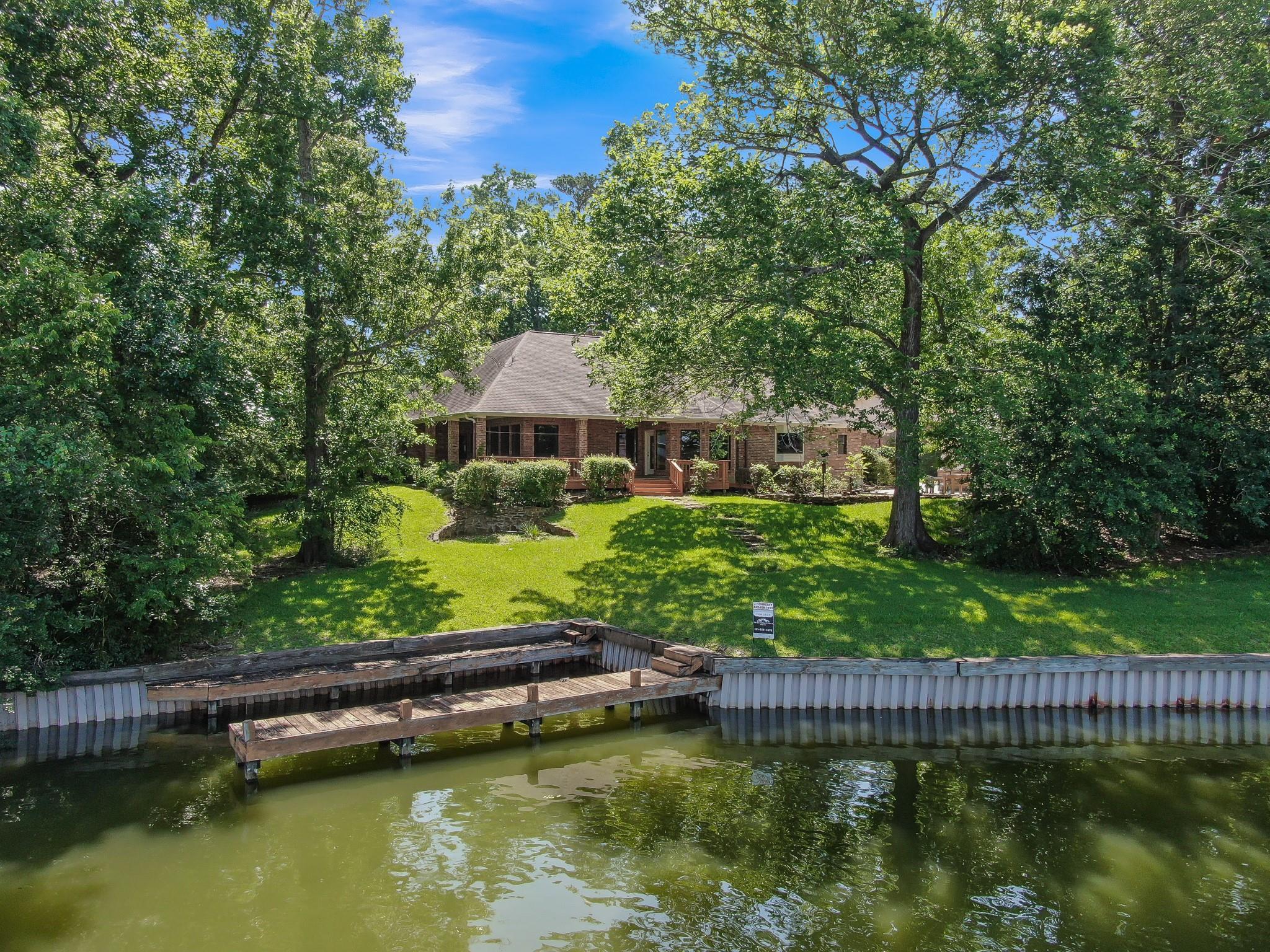 13777 Parkway Manor Drive