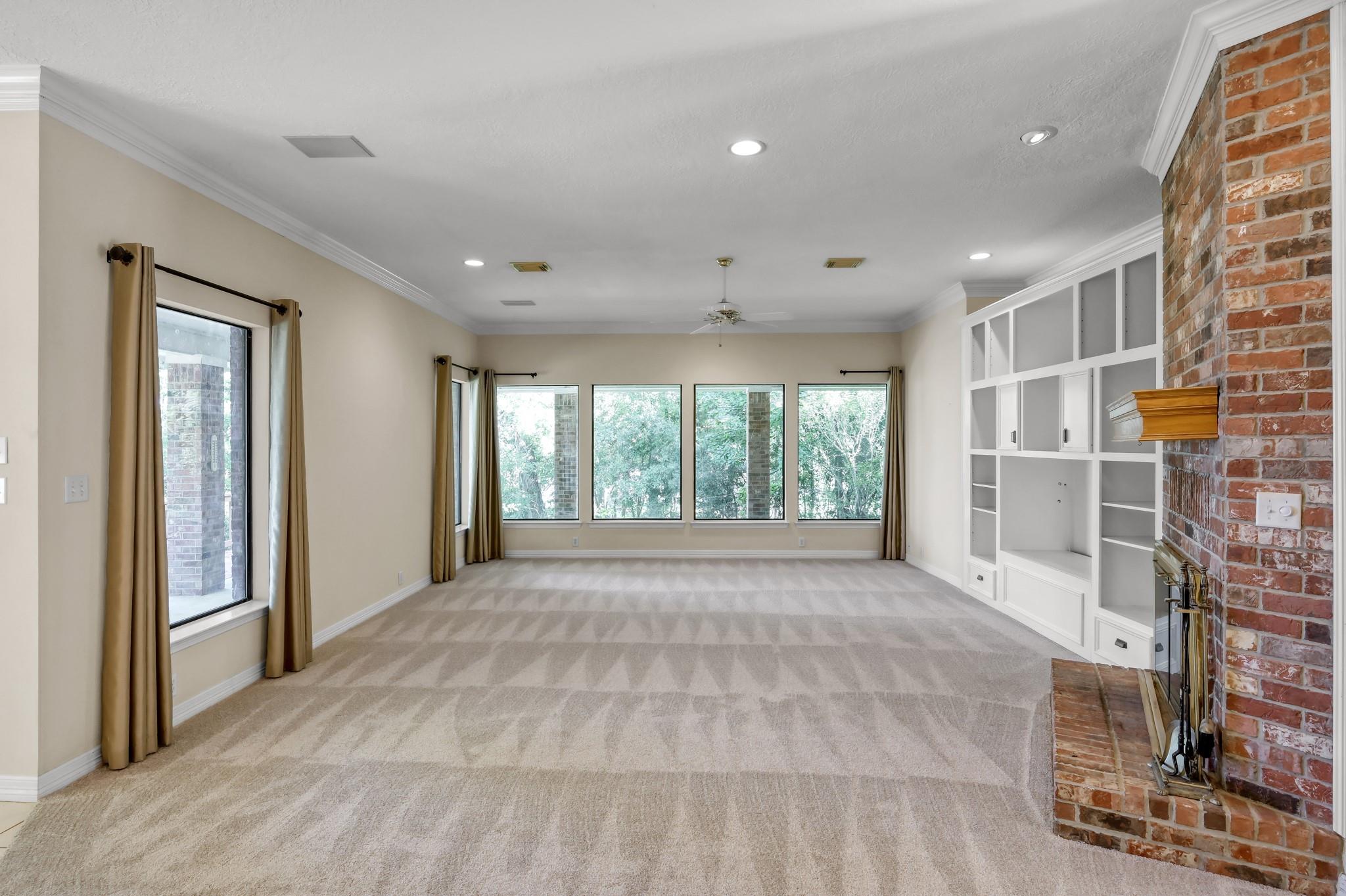 13777 Parkway Manor Drive