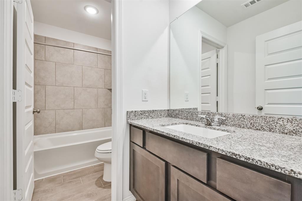 22359 Auburn Cabin Lane