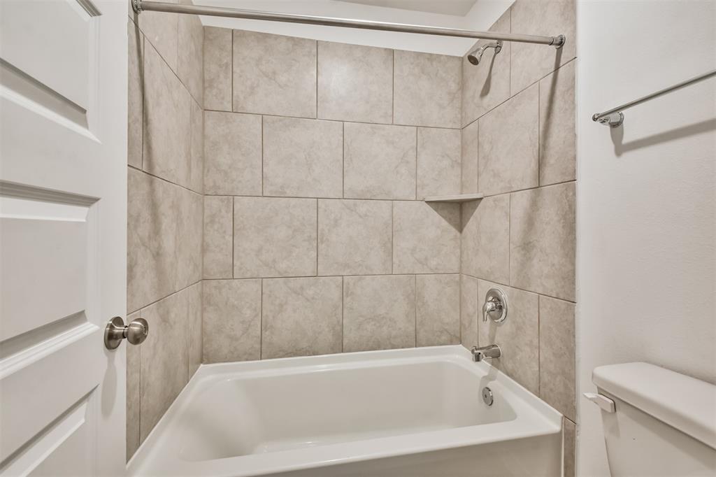 22359 Auburn Cabin Lane