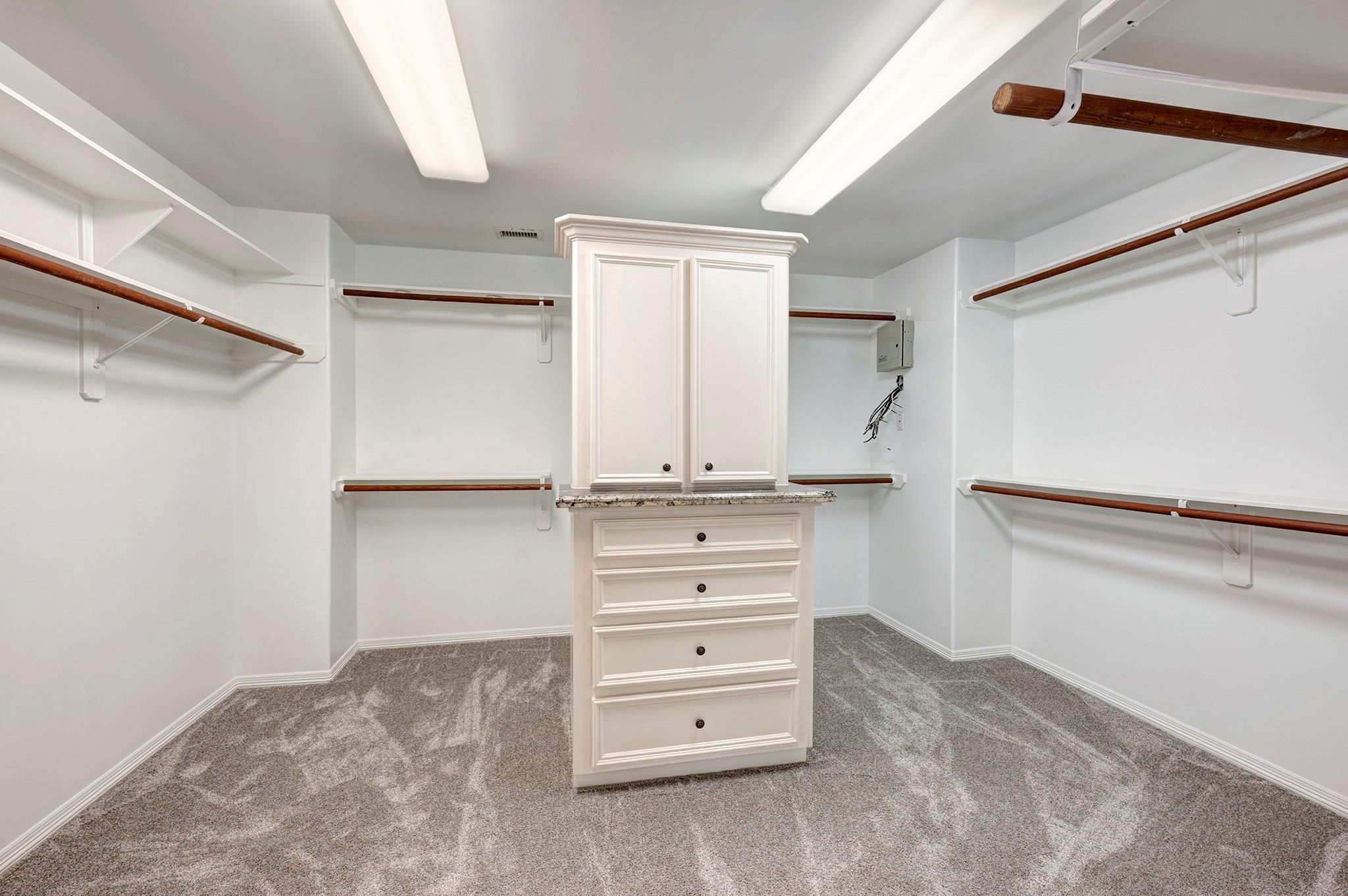 3318 W Dallas Street