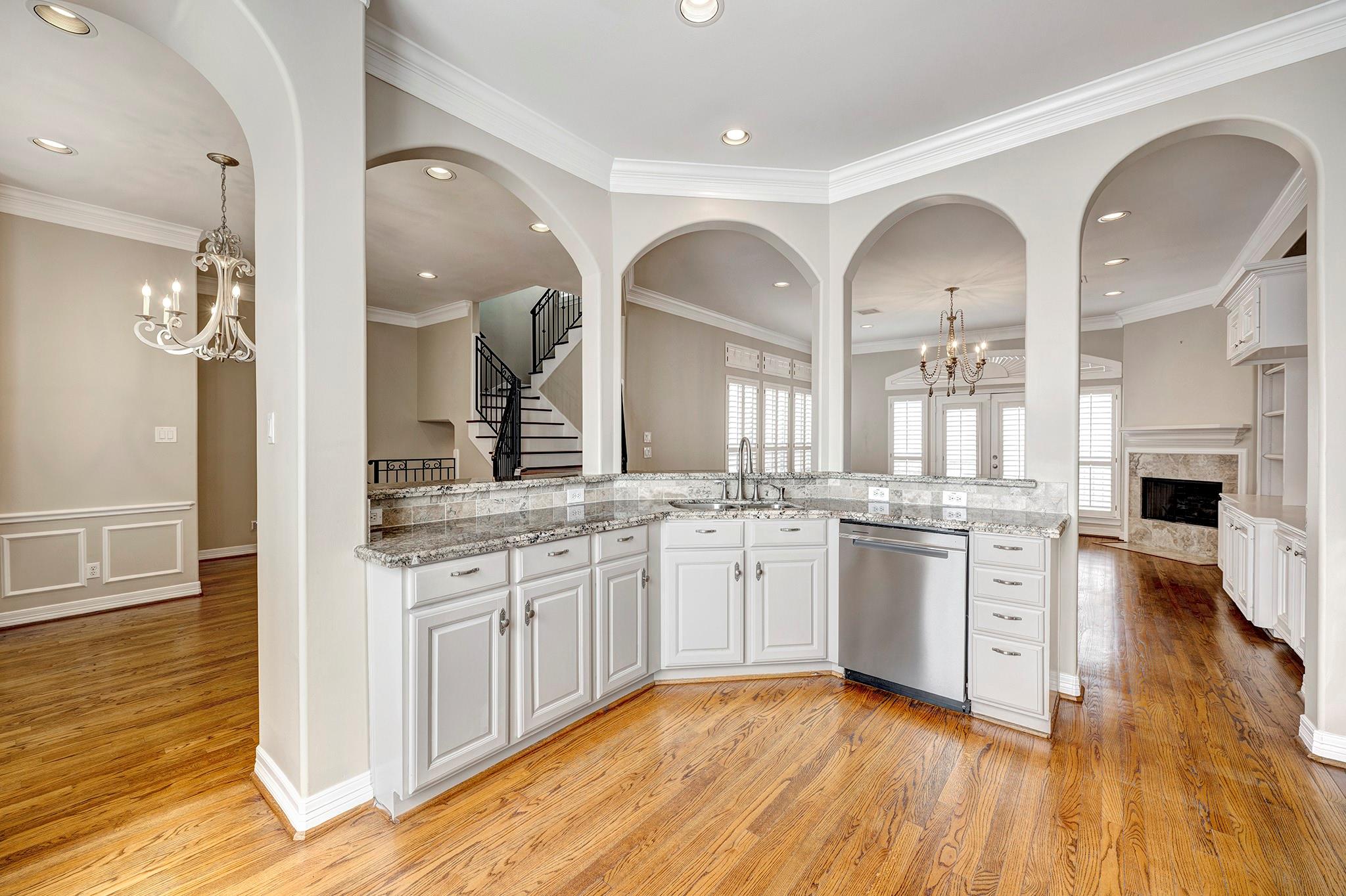 3318 W Dallas Street