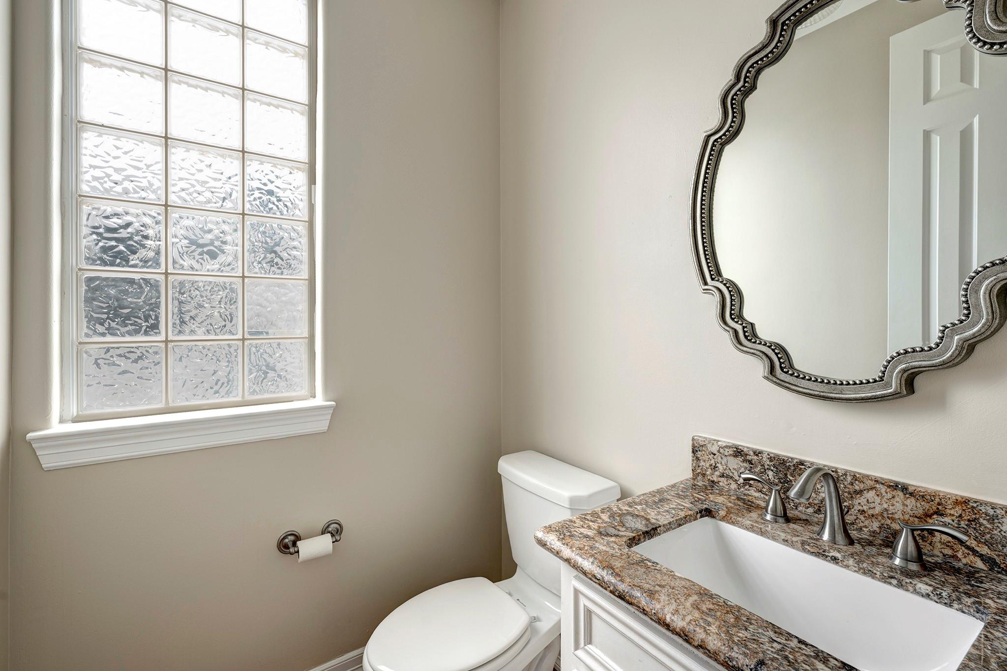 3318 W Dallas Street