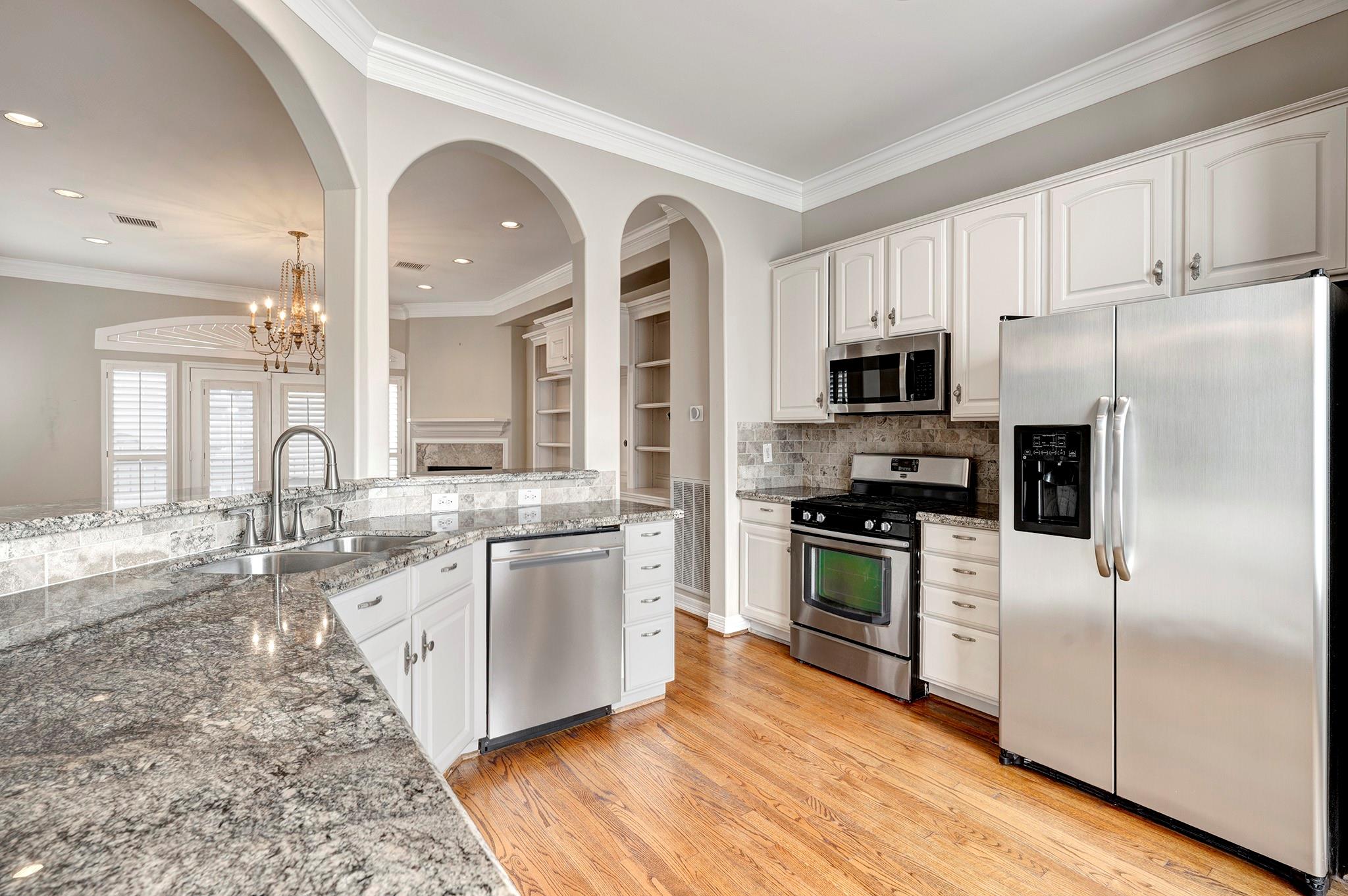 3318 W Dallas Street