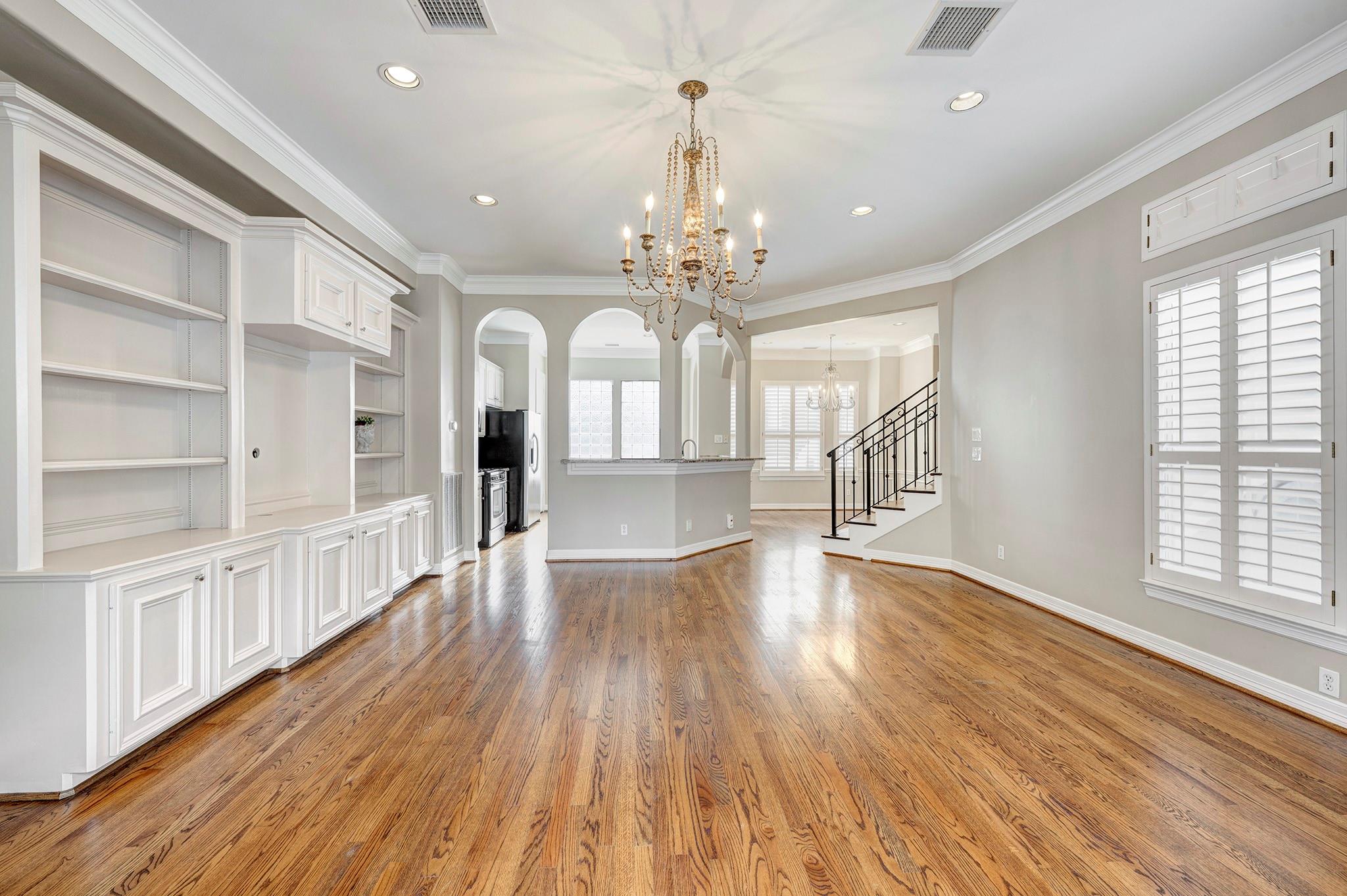 3318 W Dallas Street