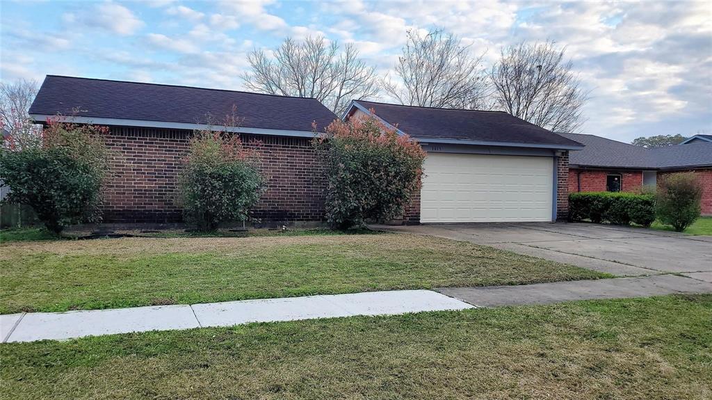 1415 Twining Oaks Lane