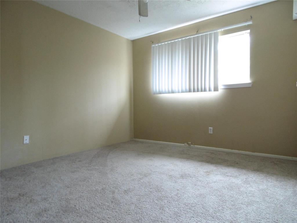 1415 Twining Oaks Lane