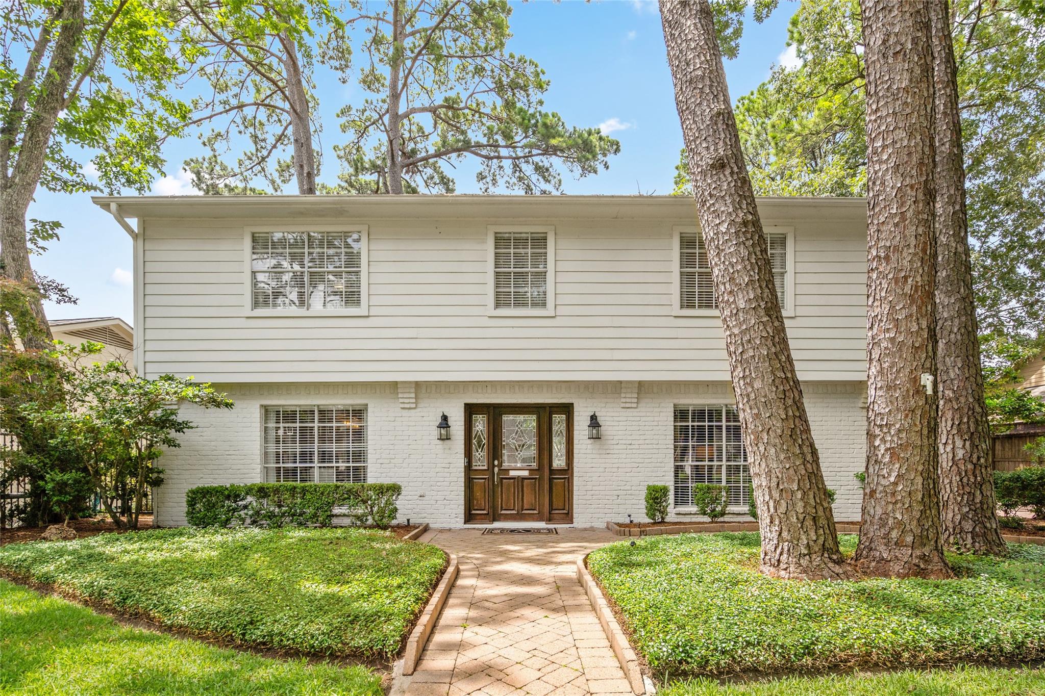 13635 Barryknoll Lane