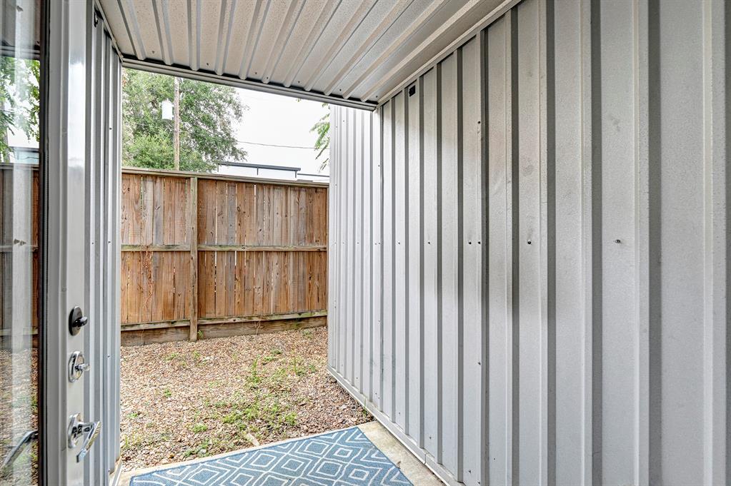 1716 W Dallas Street # 9