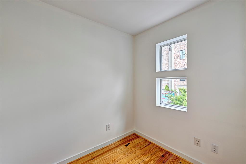 1716 W Dallas Street # 9