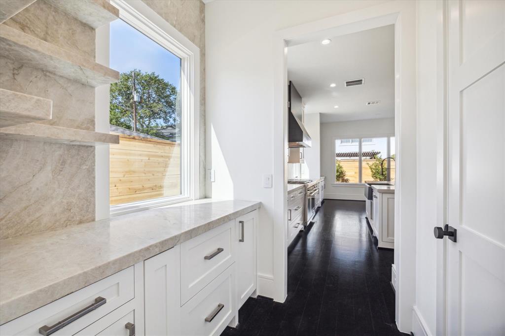 2818 Georgetown Street