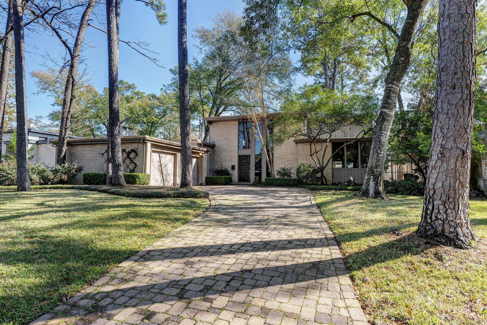 326 Tealwood Drive