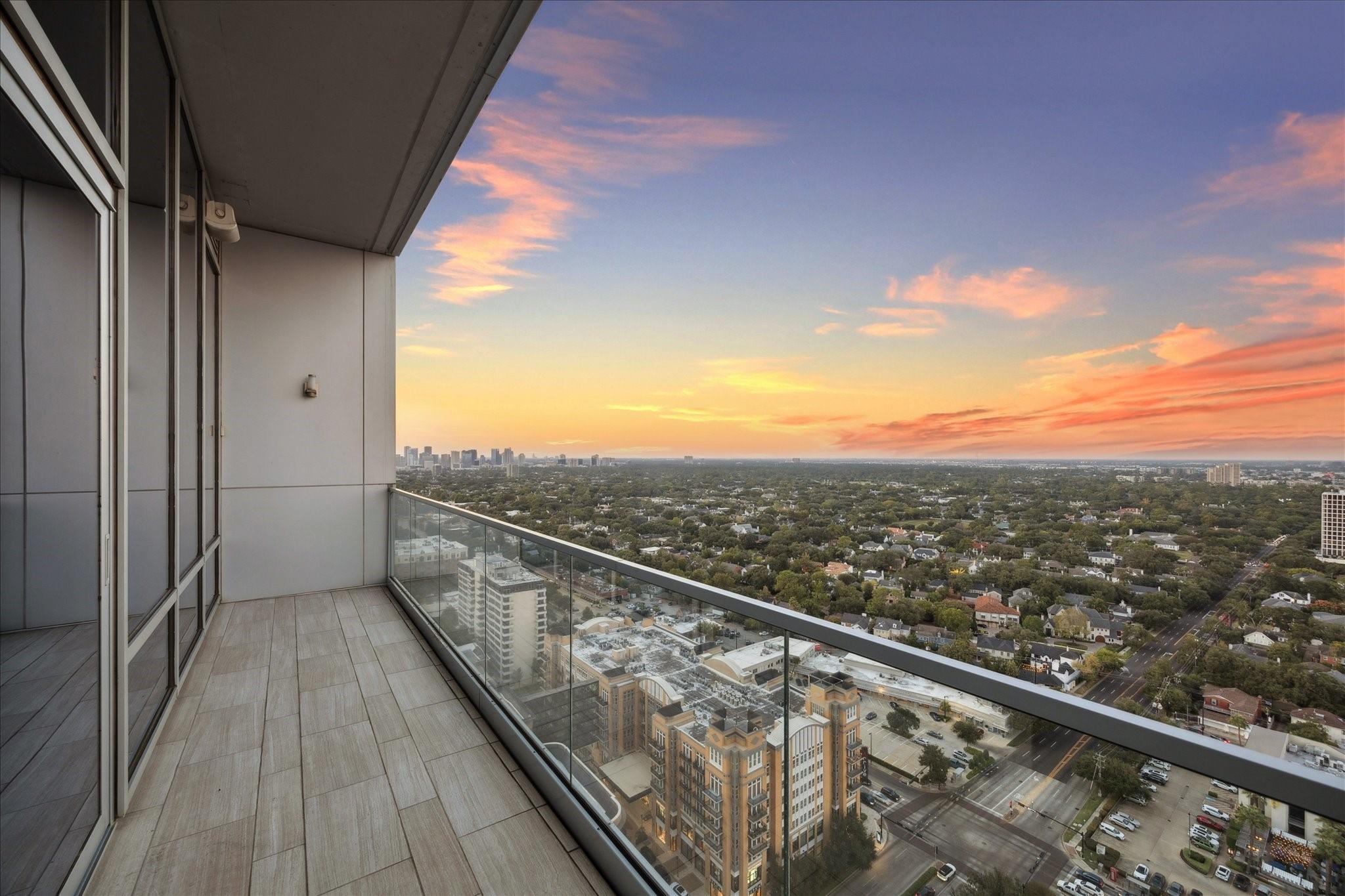 2727 Kirby Drive # 24E