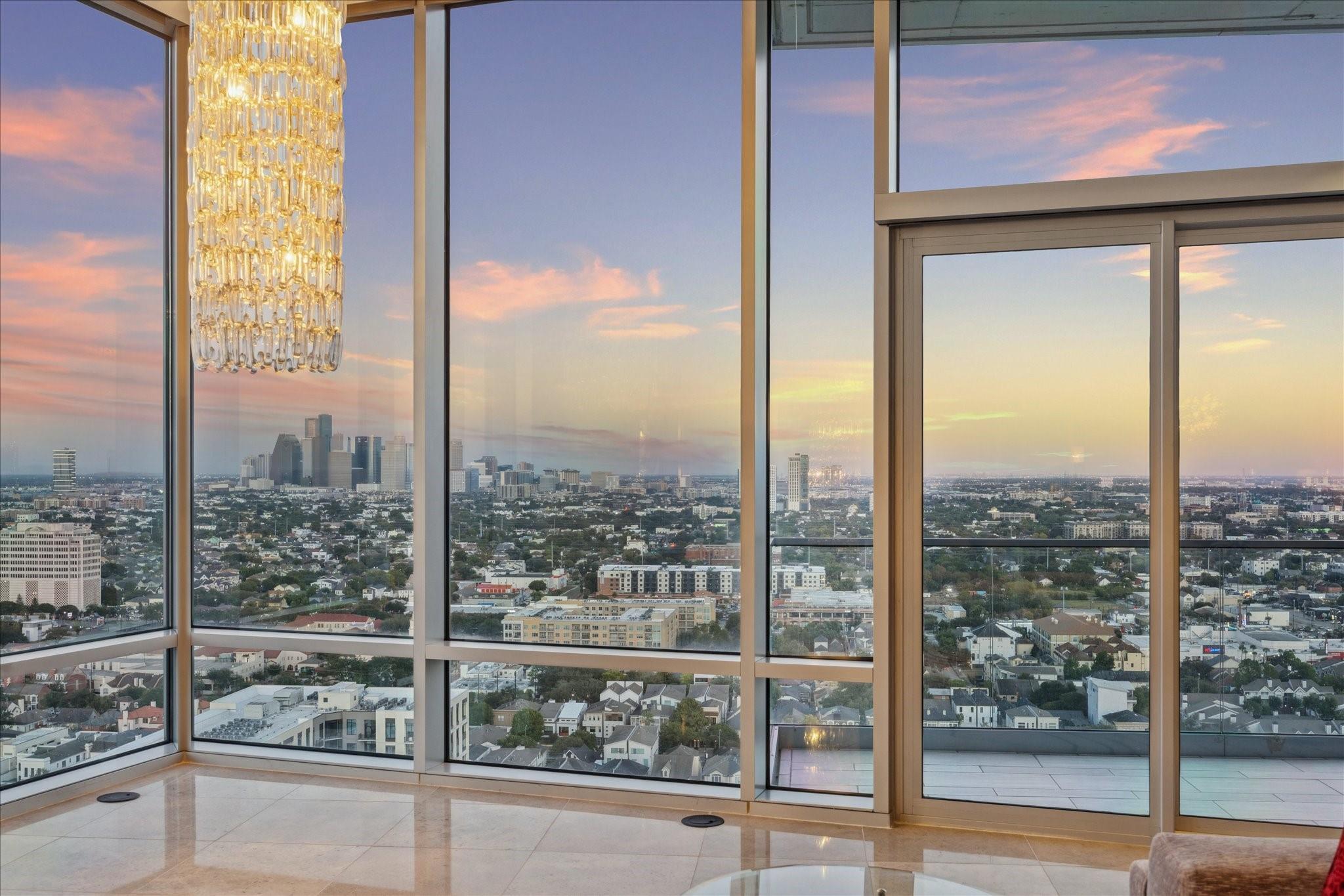 2727 Kirby Drive # 24E