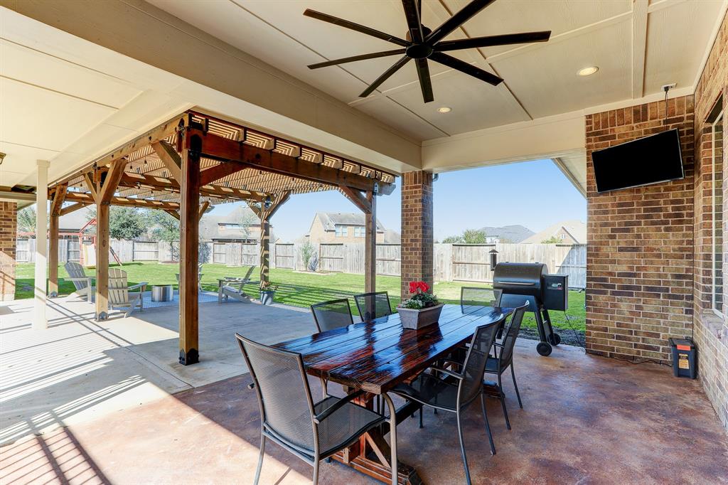 10110 Da Vinci Court