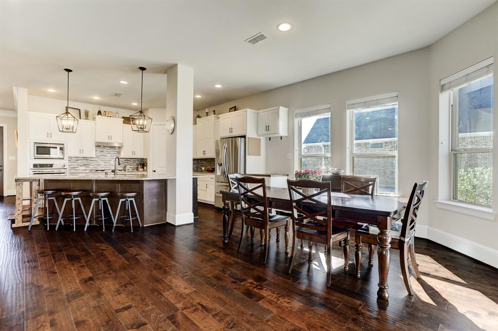 10110 Da Vinci Court