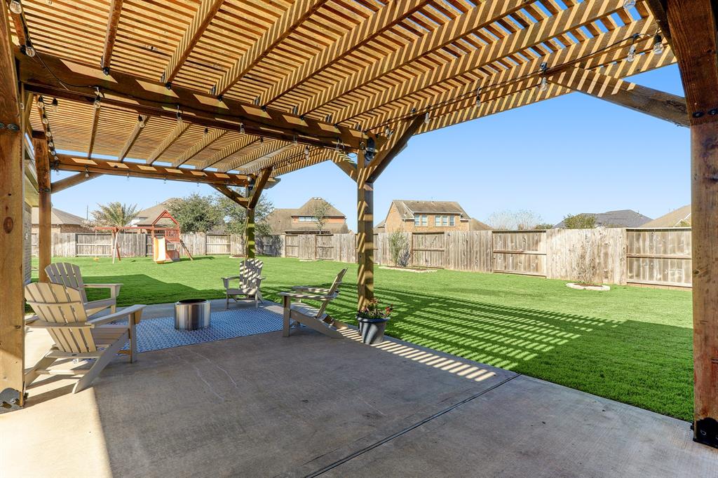 10110 Da Vinci Court