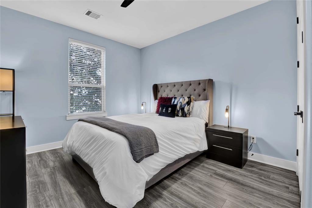 1216 Nelson Falls Lane