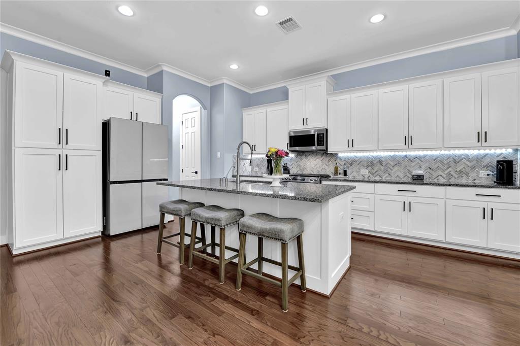 1216 Nelson Falls Lane