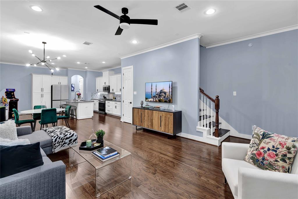 1216 Nelson Falls Lane