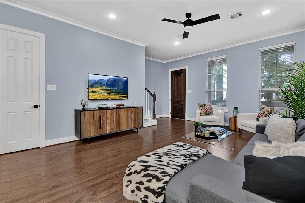 1216 Nelson Falls Lane