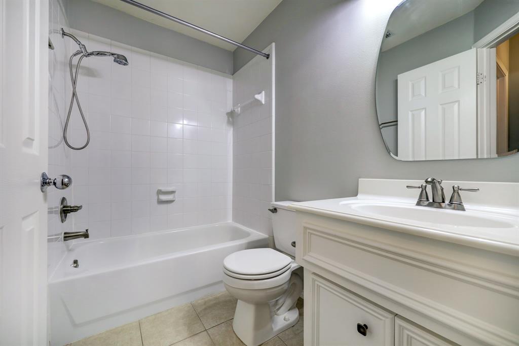 3046 S Heights Hollow Lane