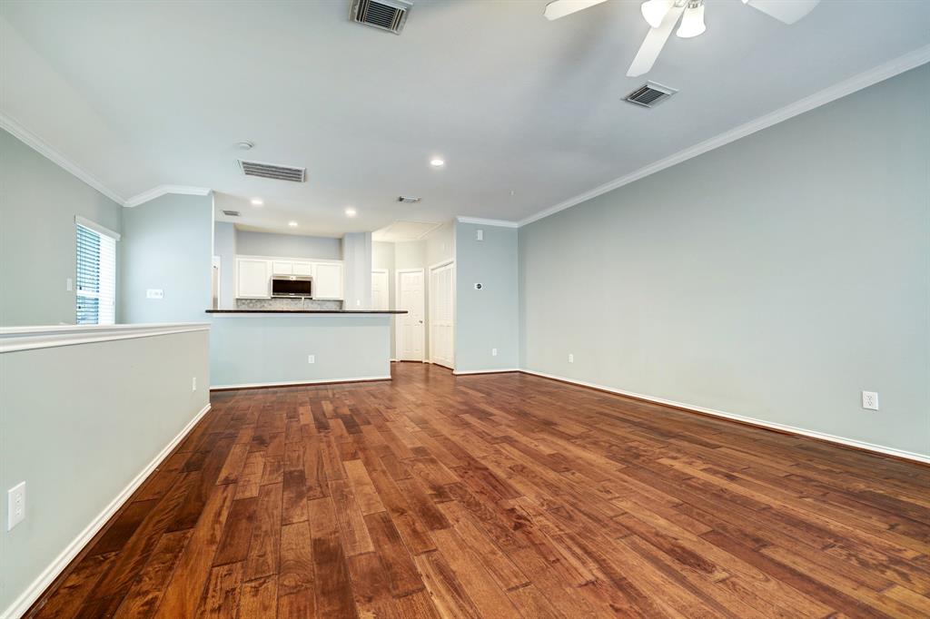 3046 S Heights Hollow Lane