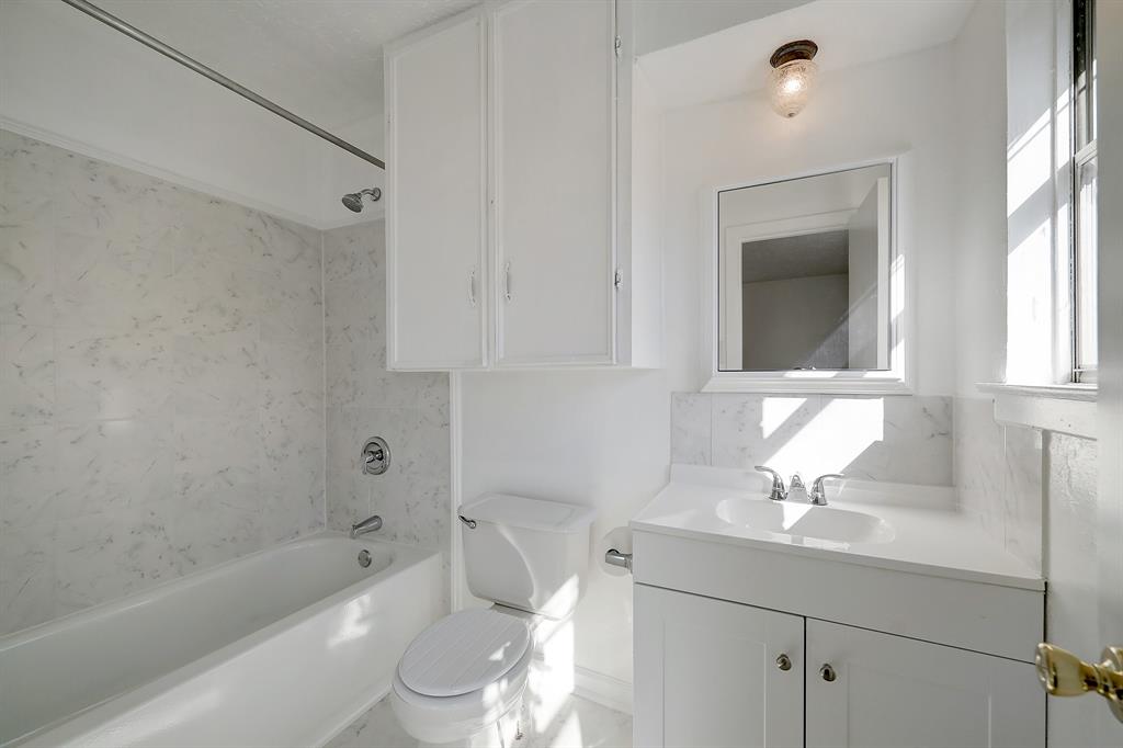 4630 Trail Lake Drive