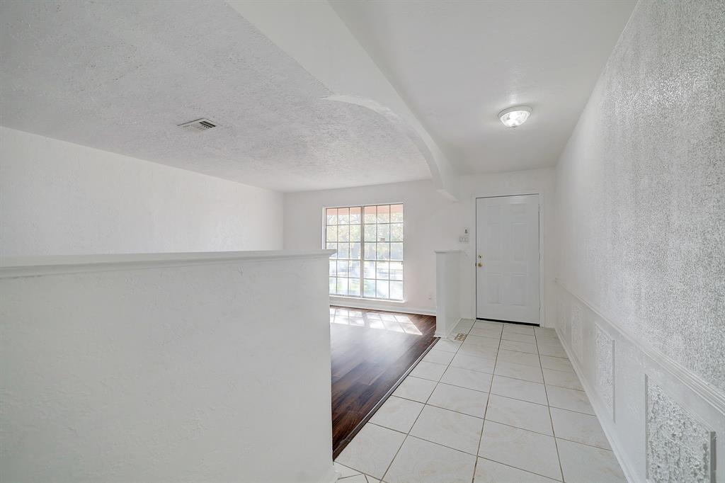 4630 Trail Lake Drive