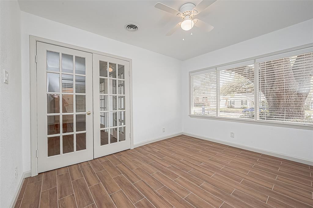3306 Blue Bonnet Boulevard