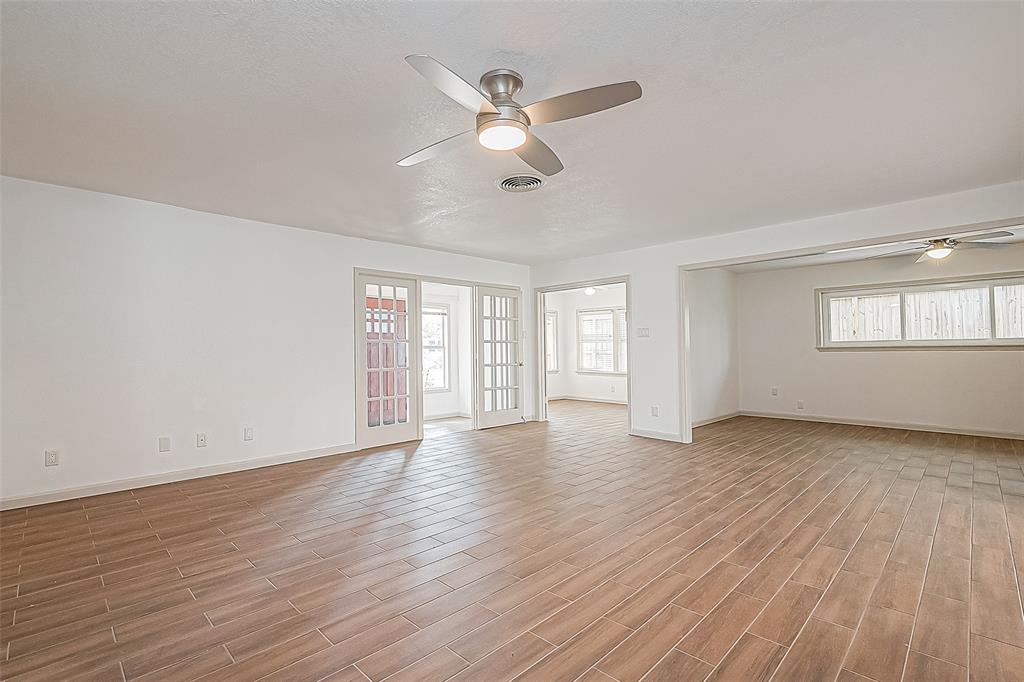 3306 Blue Bonnet Boulevard