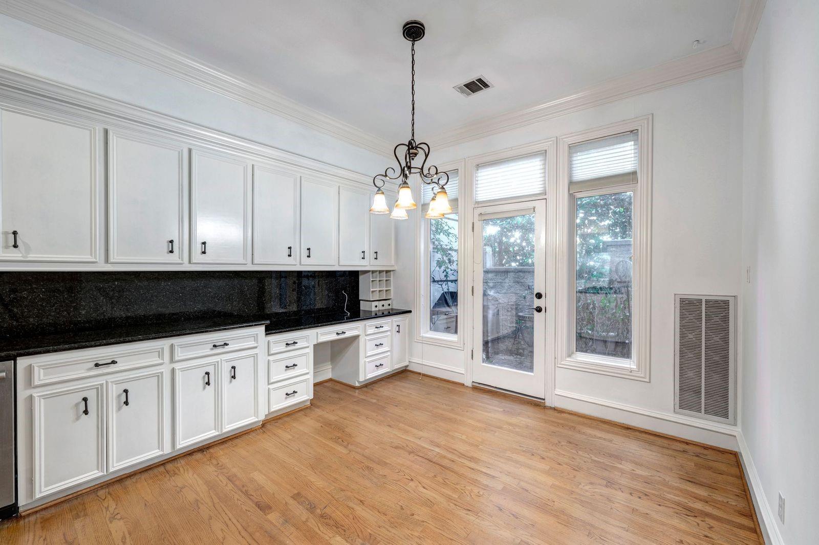 1221 Wynden Court