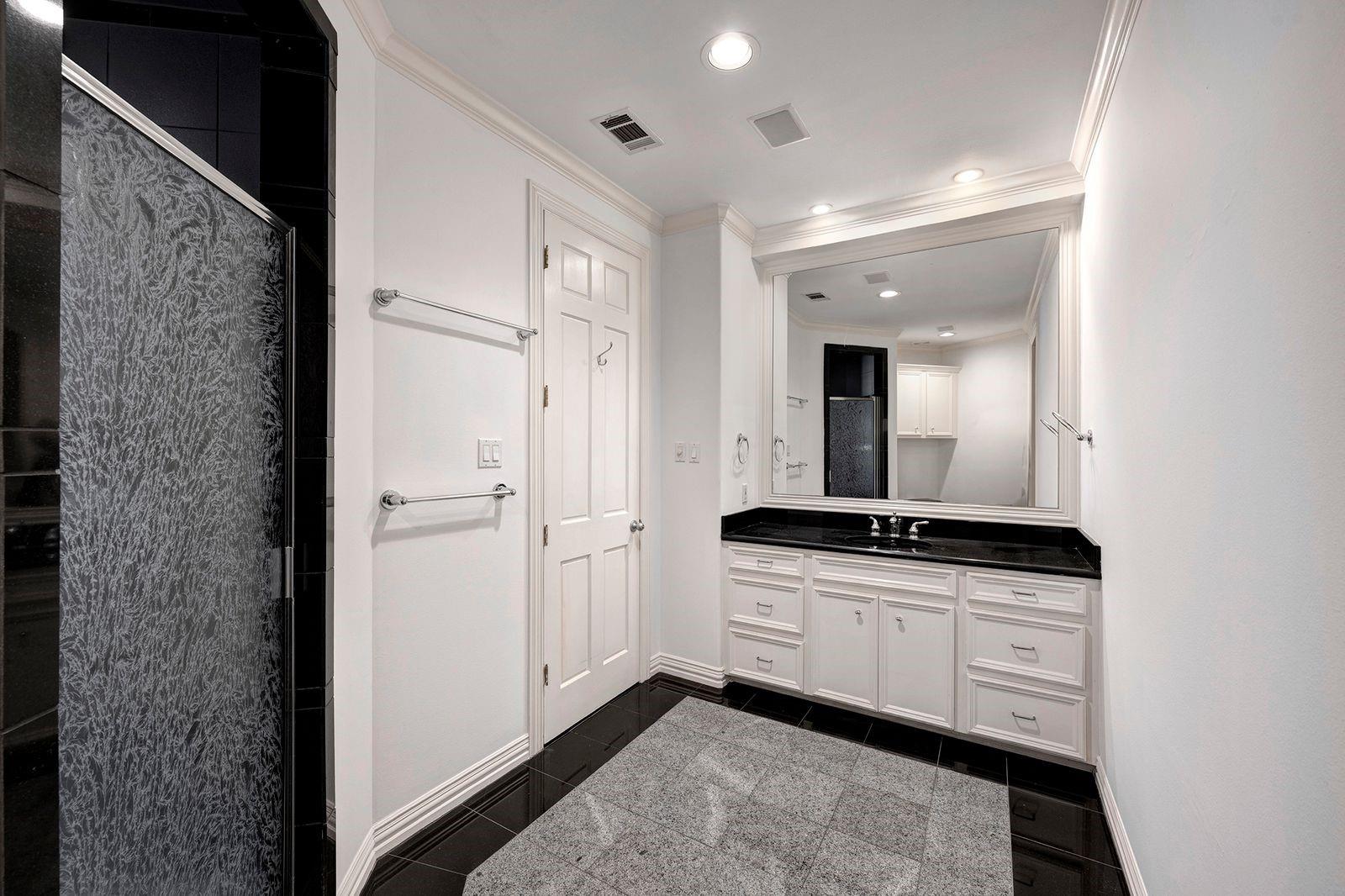 1221 Wynden Court
