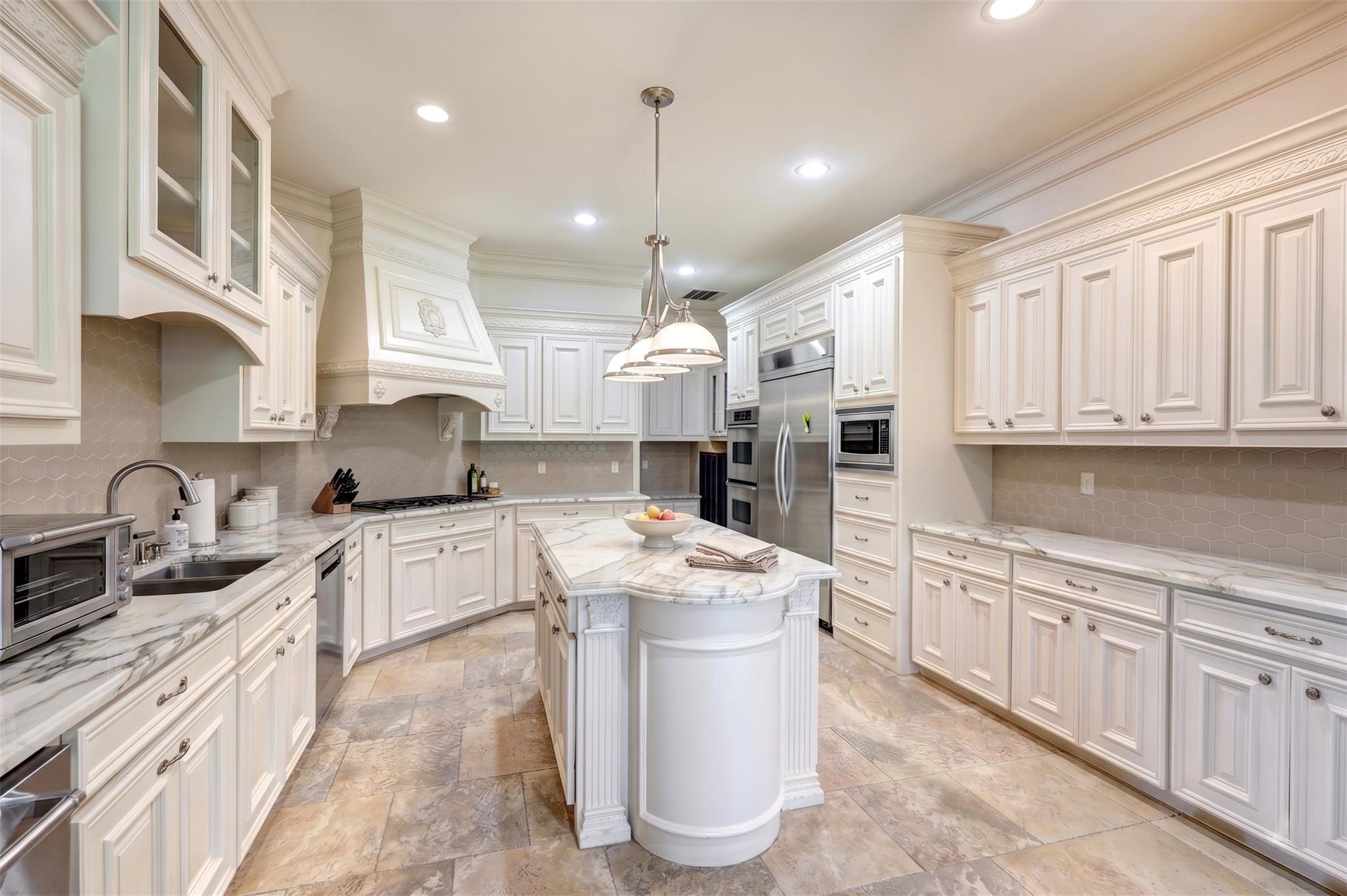 725 Blalock Road