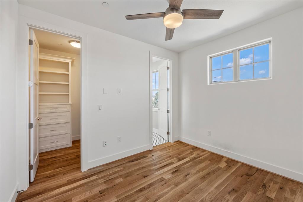 5345 Larkin