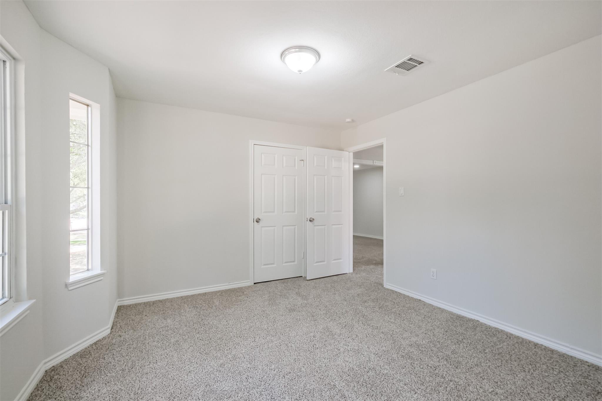 1222 Kempsford Drive