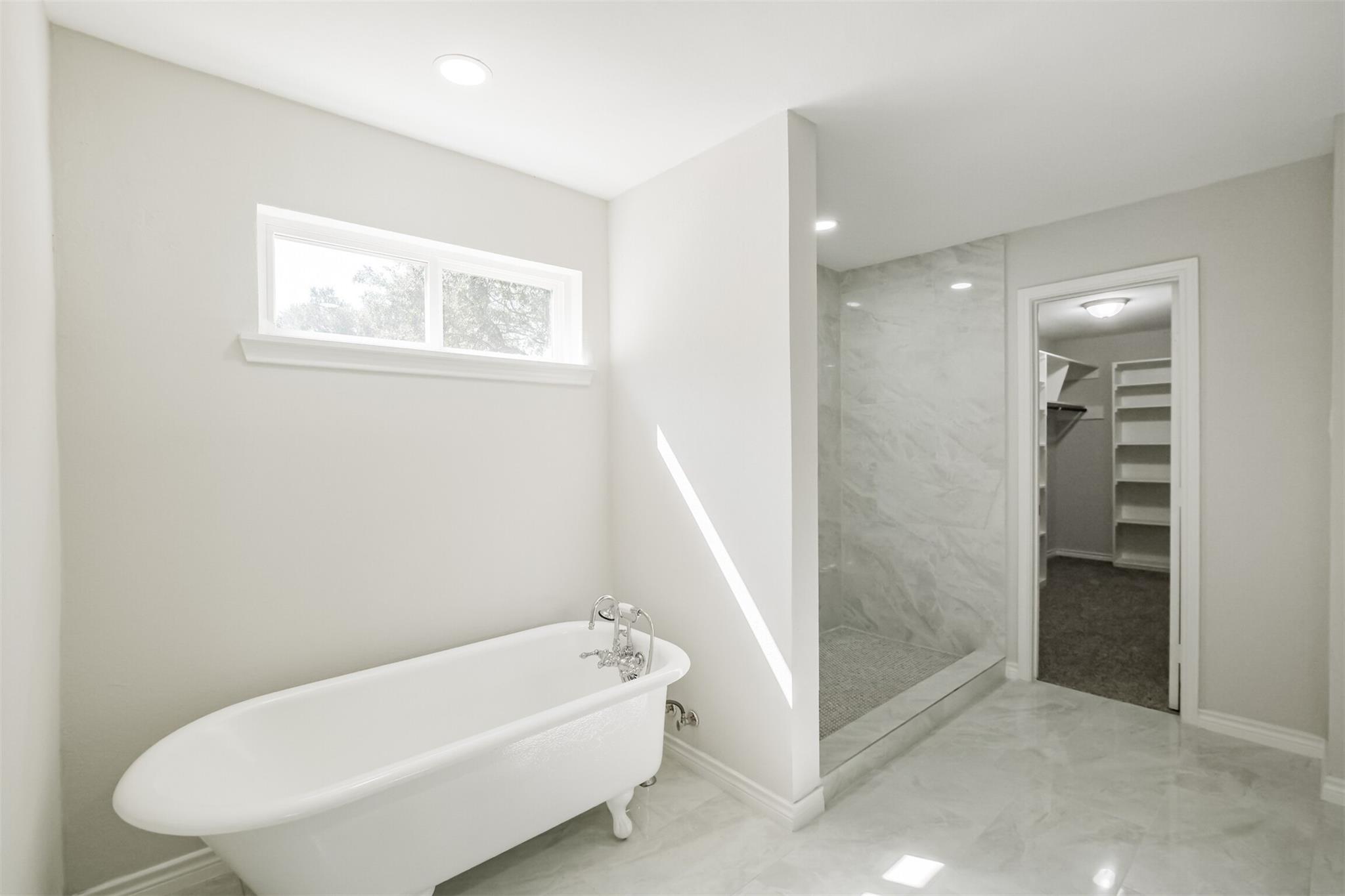 1222 Kempsford Drive