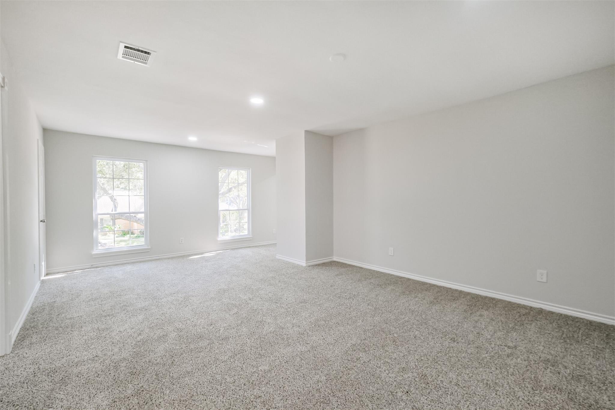 1222 Kempsford Drive