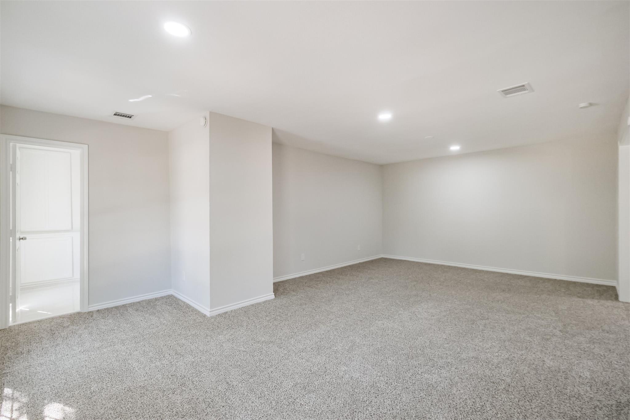 1222 Kempsford Drive