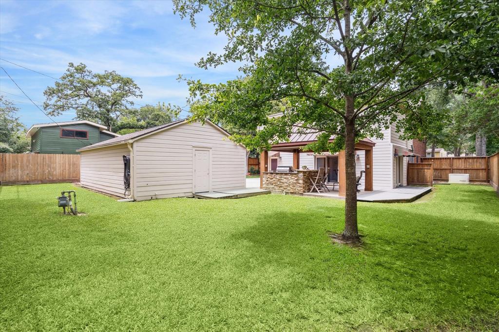 855 Azalea Street