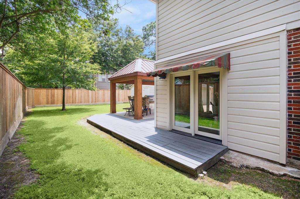 855 Azalea Street
